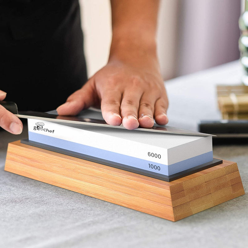 GooChef Knife Sharpening: User friendly & ready to go right out of the box. Renewgoo sharpening works with simply water! Avoid all of the expensive sharpening/honing oils that other devices require