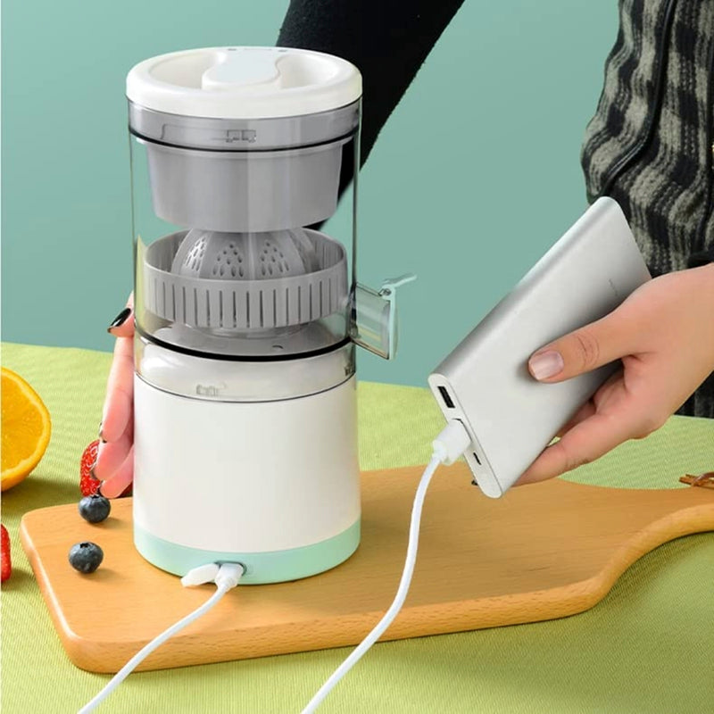 Electric Juicer Rechargeable - Citrus Juicer Machines with USB and Cleaning  Brush Portable Juicer for Orange, Lemon, Grapefruit